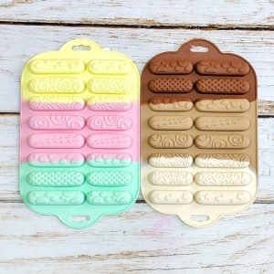 MOLDE SILICONA 16 BARRITAS DISEÑOS SURTIDOS TRICOLOR 28X17.5CM IMP 47132