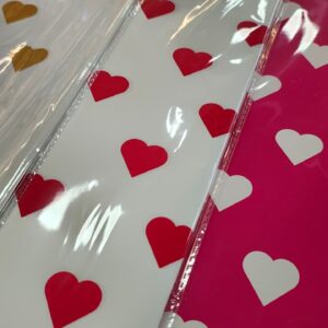 Papel de Regalo Impermeable Corazones Colores Surtidos IMP. 52630