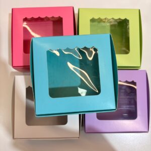 Caja 10x10 con visor